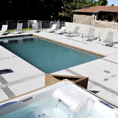 Chateau De Champlong Table **** Golf & Hotel 4*