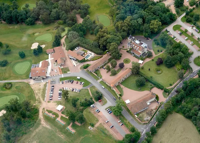 Chateau De Champlong Table **** Golf &