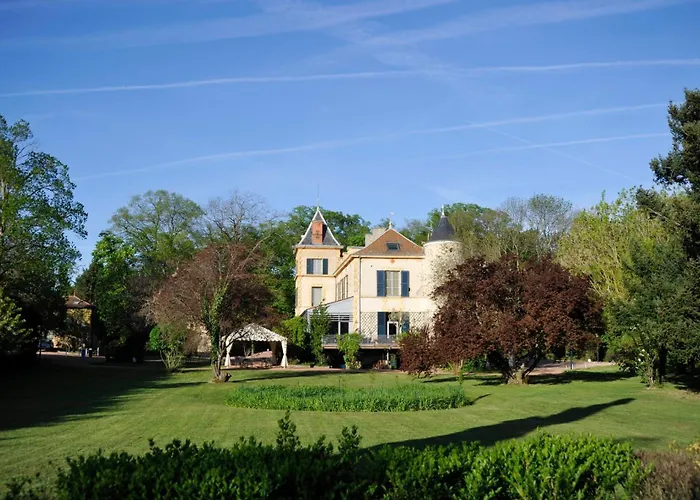 酒店 Chateau De Champlong Table **** Golf & 4*