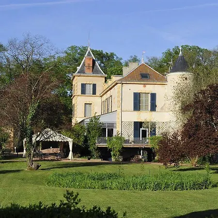 Chateau De Champlong Table **** Golf & Hotel